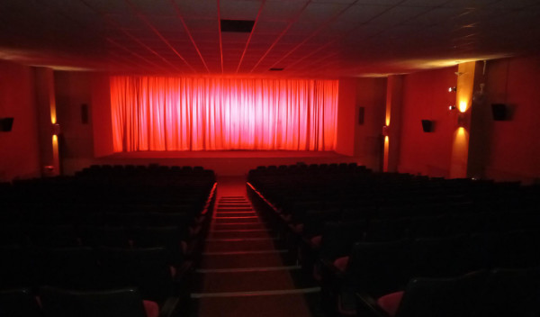 Commodore Cinema 2